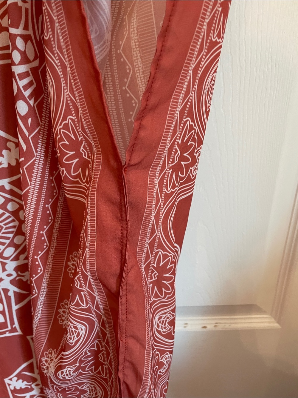 Women's Rust Open-Front Kimono Cape with White Print - Picture 6 of 8
